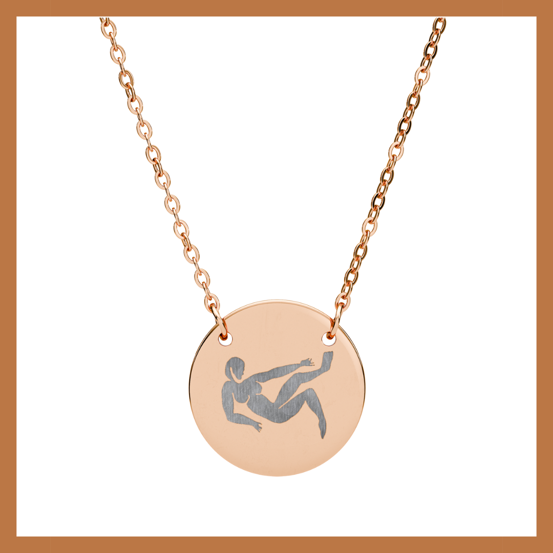Figure Zoe Engraved Circle Necklace — Personalized Disc Pendant, Sterling Silver/Rose Gold/Gold Finish