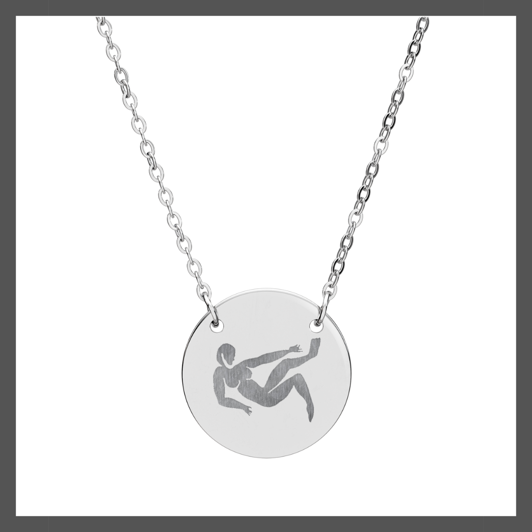 Figure Zoe Engraved Circle Necklace — Personalized Disc Pendant, Sterling Silver/Rose Gold/Gold Finish
